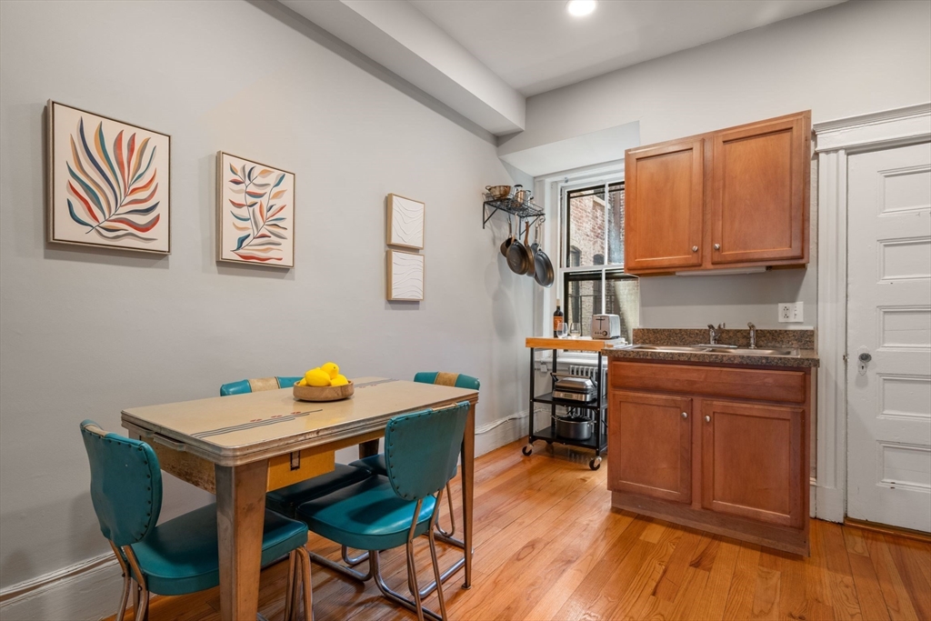 76 Phillips Street, Unit 3 Boston, MA 02114 - Photo 6 of 13