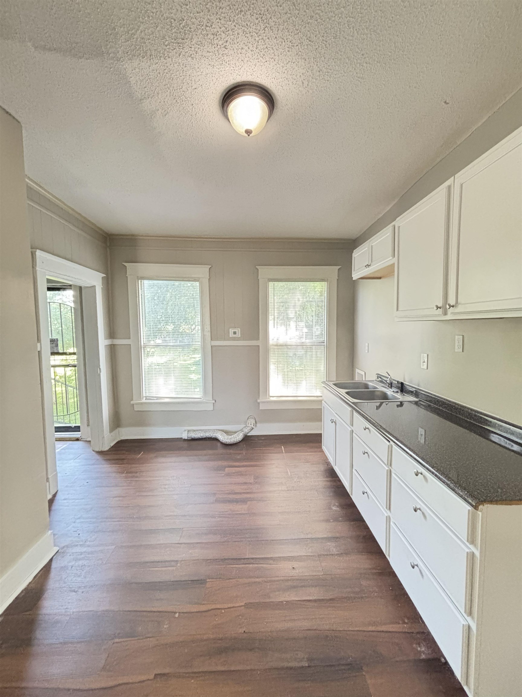 696 Decatur Street Memphis, TN 38107 - Photo 8 of 15