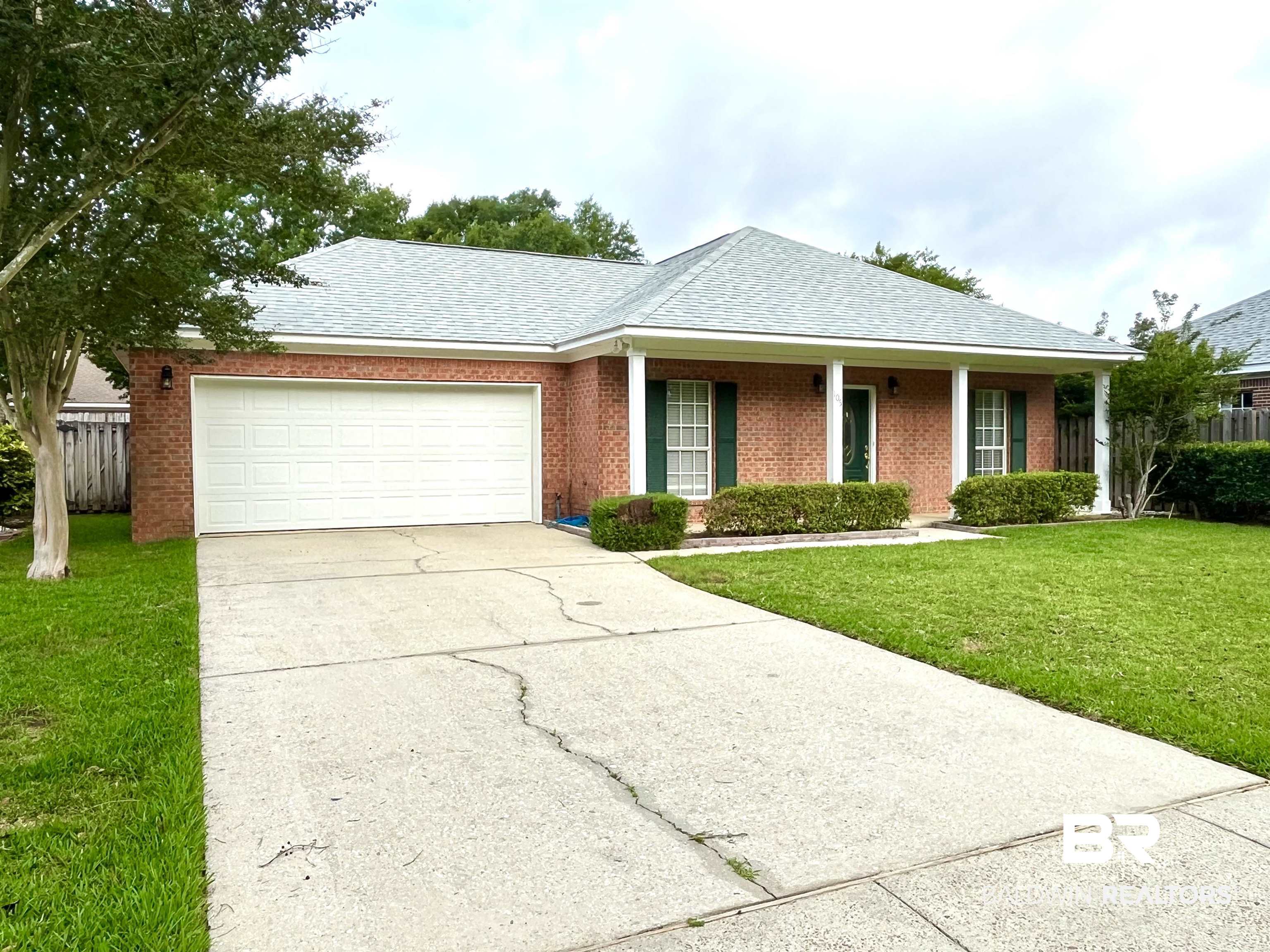 105 Spring Park Drive Fairhope, AL 36532 - Photo 2 of 19 Additional Front