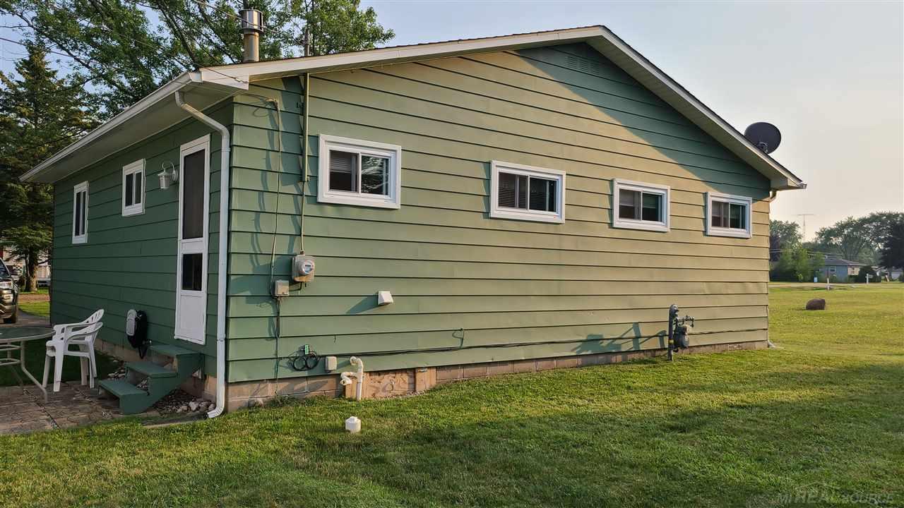 7433 Birchtree Road Lexington, MI 48450 - Photo 25 of 31 50050097-24.JPG