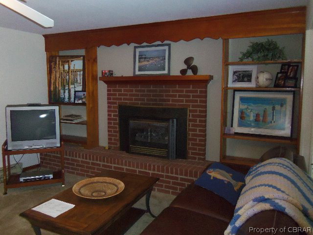 8676 Blakes View Road Hayes, VA 23072 - Photo 3 of 12 Gallery Image 3