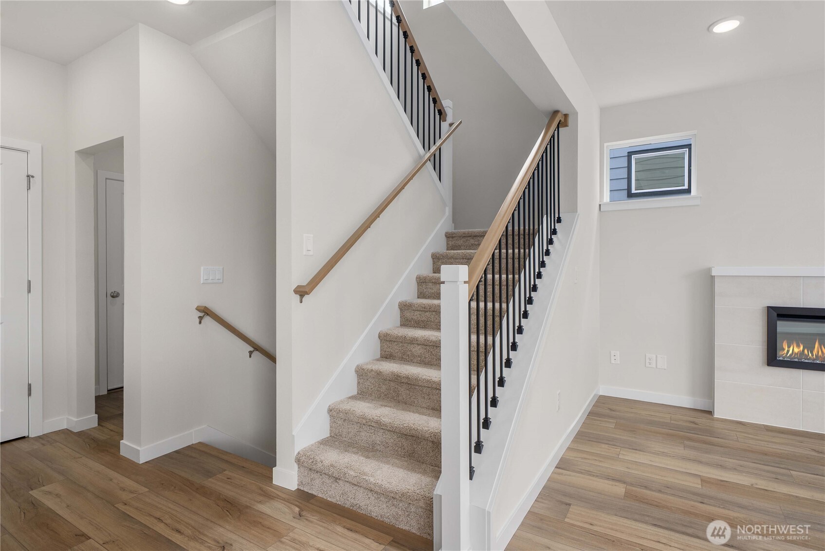 4261 Aberdeen Way Northeast Renton, WA 98056 - Photo 25 of 40 Gallery Image 25