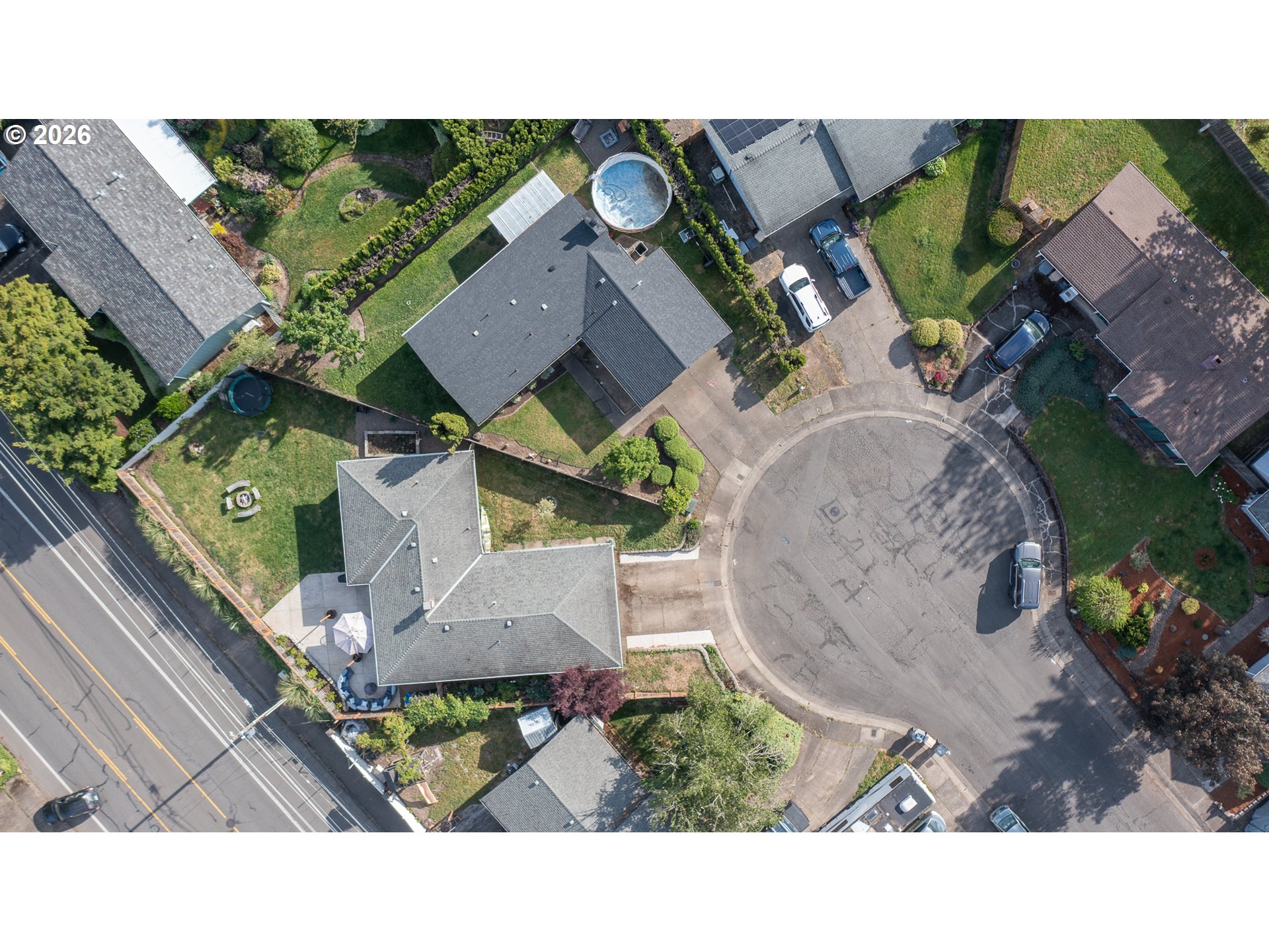 2261 Fulton Place Southeast Albany, OR 97322 - Photo 45 of 48 an aerial view of a house with outdoor space and a garden