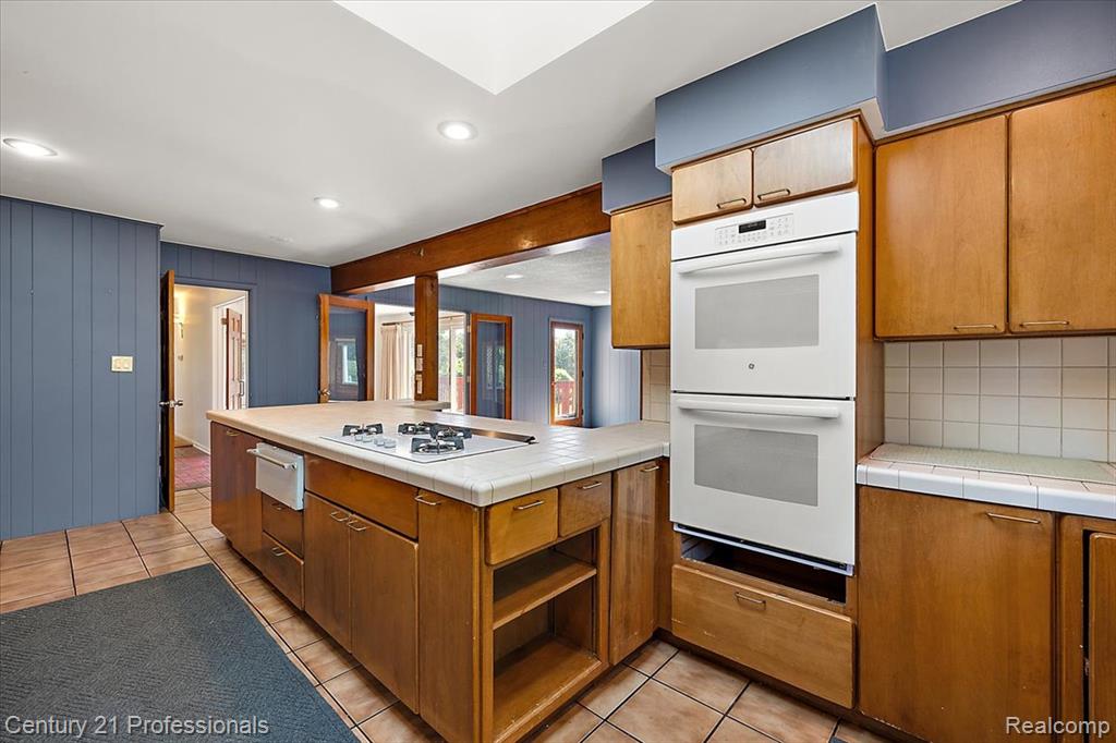 291 North Baldwin Road Clarkston, MI 48348 - Photo 32 of 68 Gallery Image 32