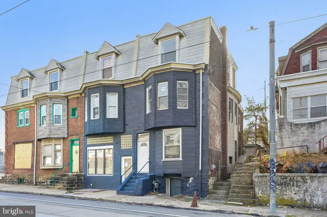 a front view of a building