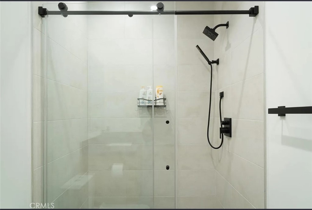 12134 Clarkson Road Los Angeles, CA 90064 - Photo 21 of 25 a bathroom with a shower