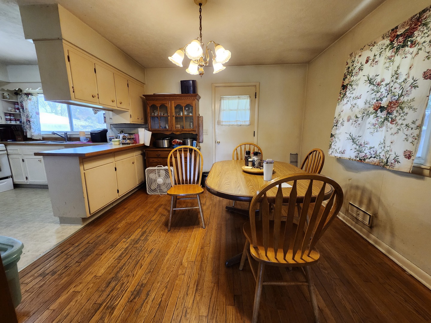 2336 Nebraska Road Rockford, IL 61108 - Photo 6 of 20 Gallery Image 6