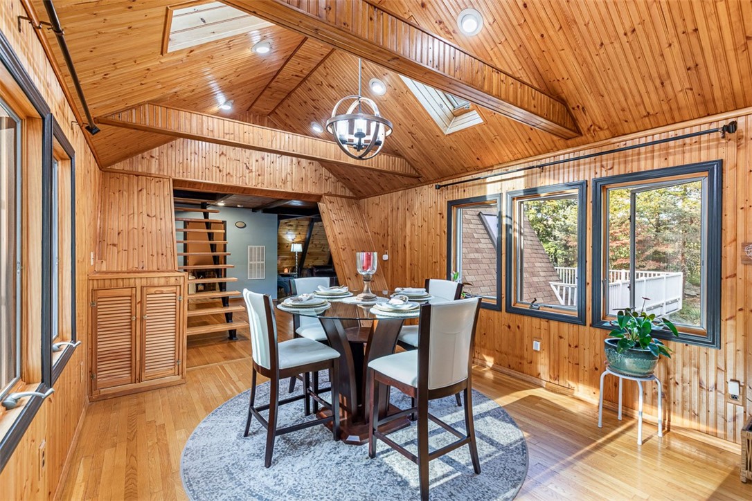 60 Tower Hill Road Cumberland, RI 02864 - Photo 17 of 49 Dining Area