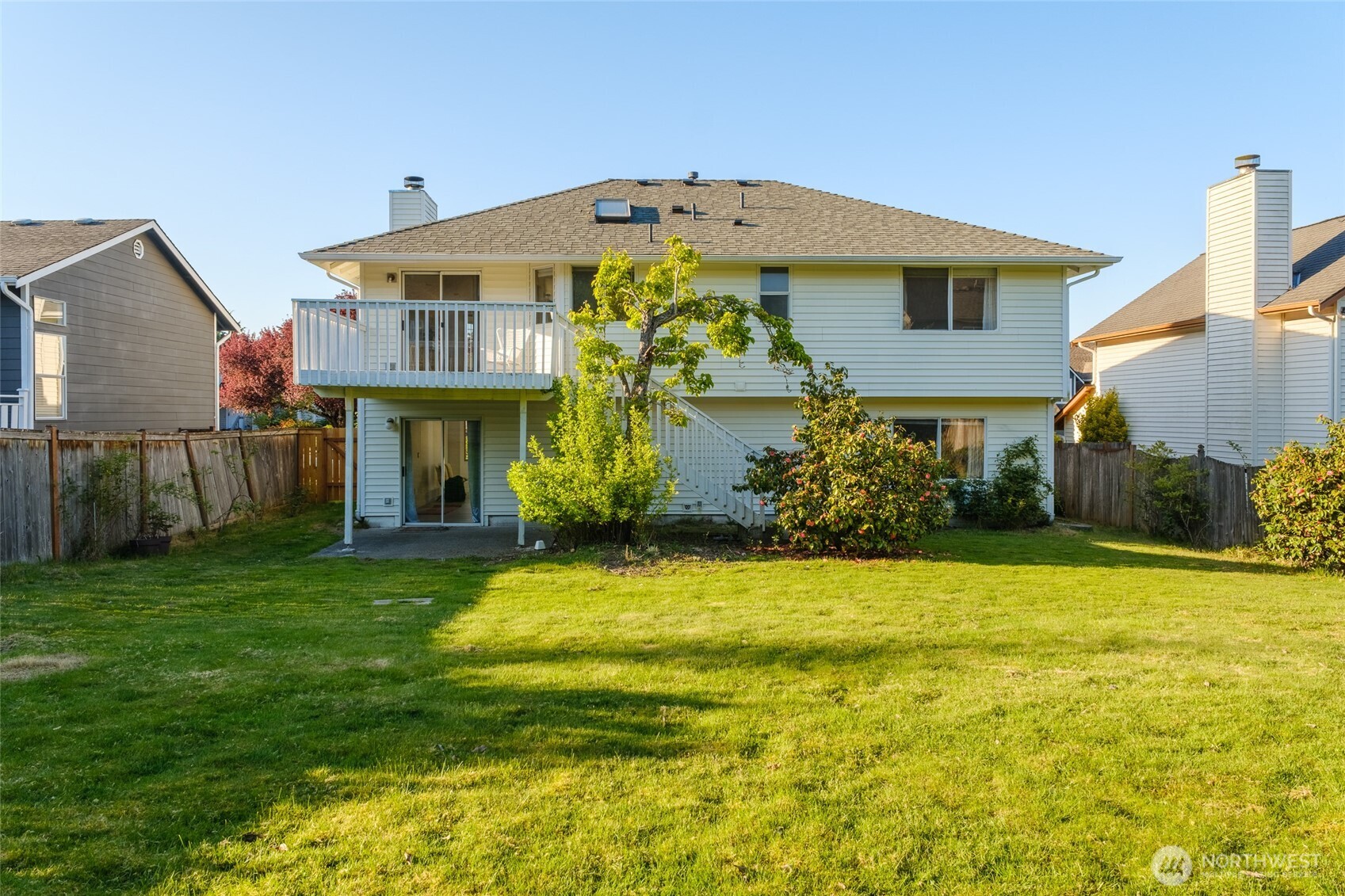 830 234th Street Southeast Bothell, WA 98021 - Photo 24 of 26 a front view of house with garden