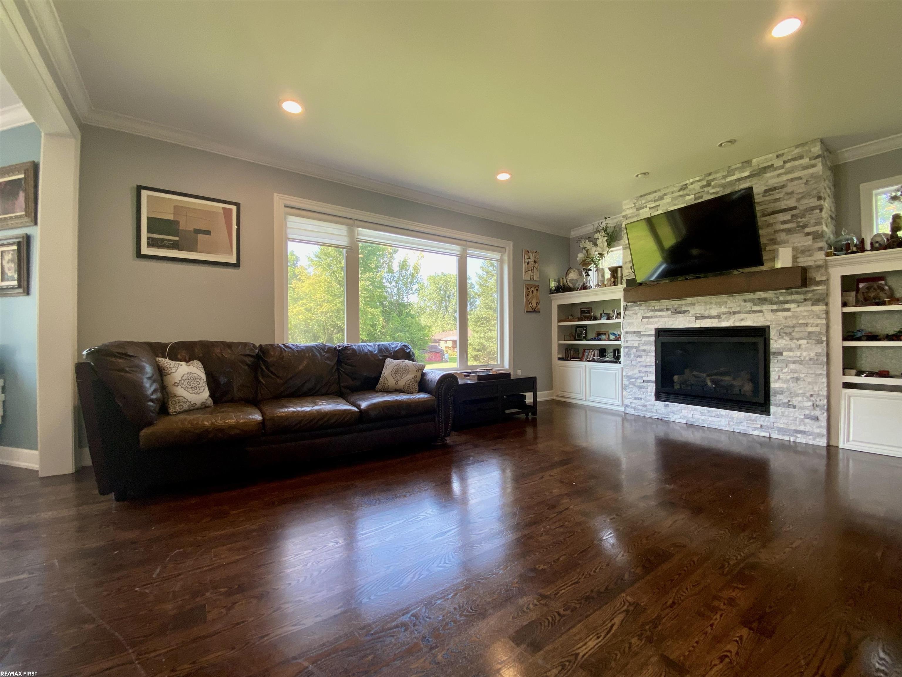 850 South Boulevard Rochester, MI 48307 - Photo 26 of 51