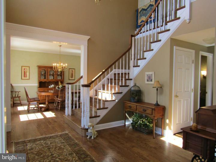 1 Fox Run Road Chester Springs, PA 19425 - Photo 2 of 25 Foyer