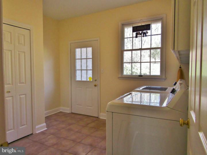 1 Fox Run Road Chester Springs, PA 19425 - Photo 20 of 25 Laundry Room