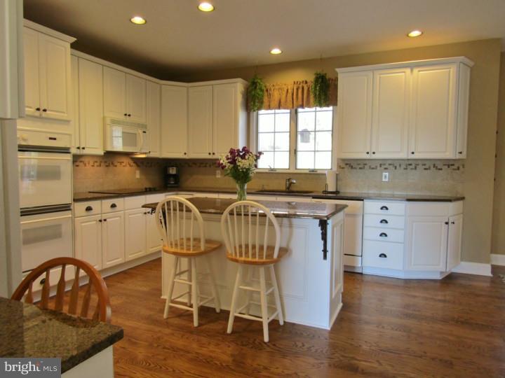 1 Fox Run Road Chester Springs, PA 19425 - Photo 3 of 25 Kitchen