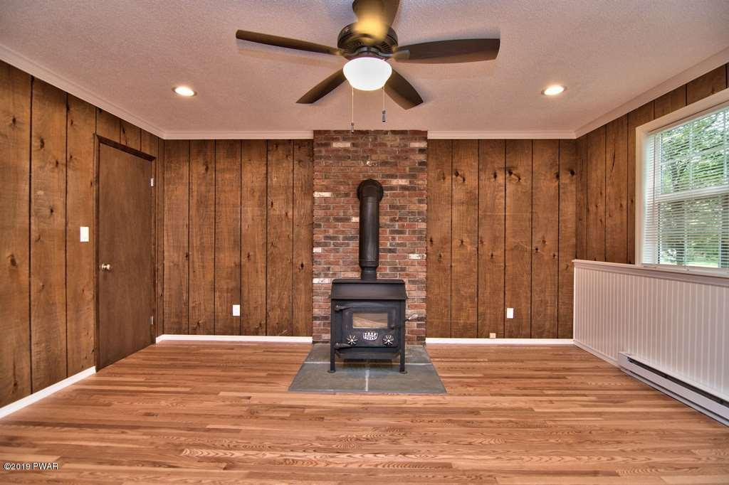 22 Applegate Road Lake Ariel, PA 18436 - Photo 9 of 52