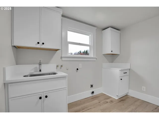 $409,900 | 209 Southeast Currin Street, Estacada, OR 97023