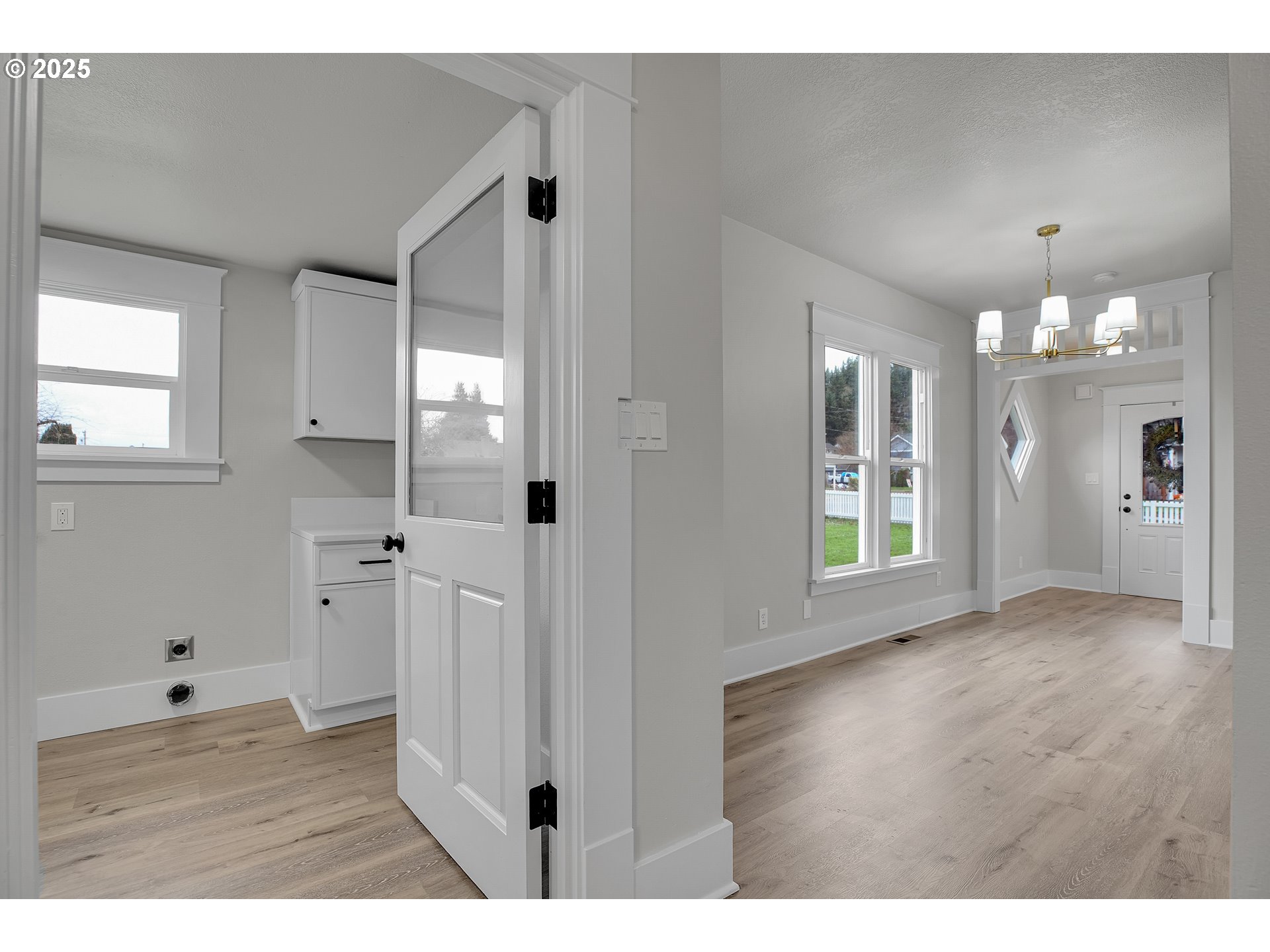 209 Southeast Currin Street Estacada, OR 97023 - Photo 17 of 32