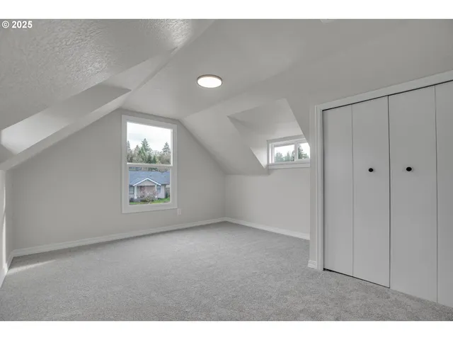 $409,900 | 209 Southeast Currin Street, Estacada, OR 97023