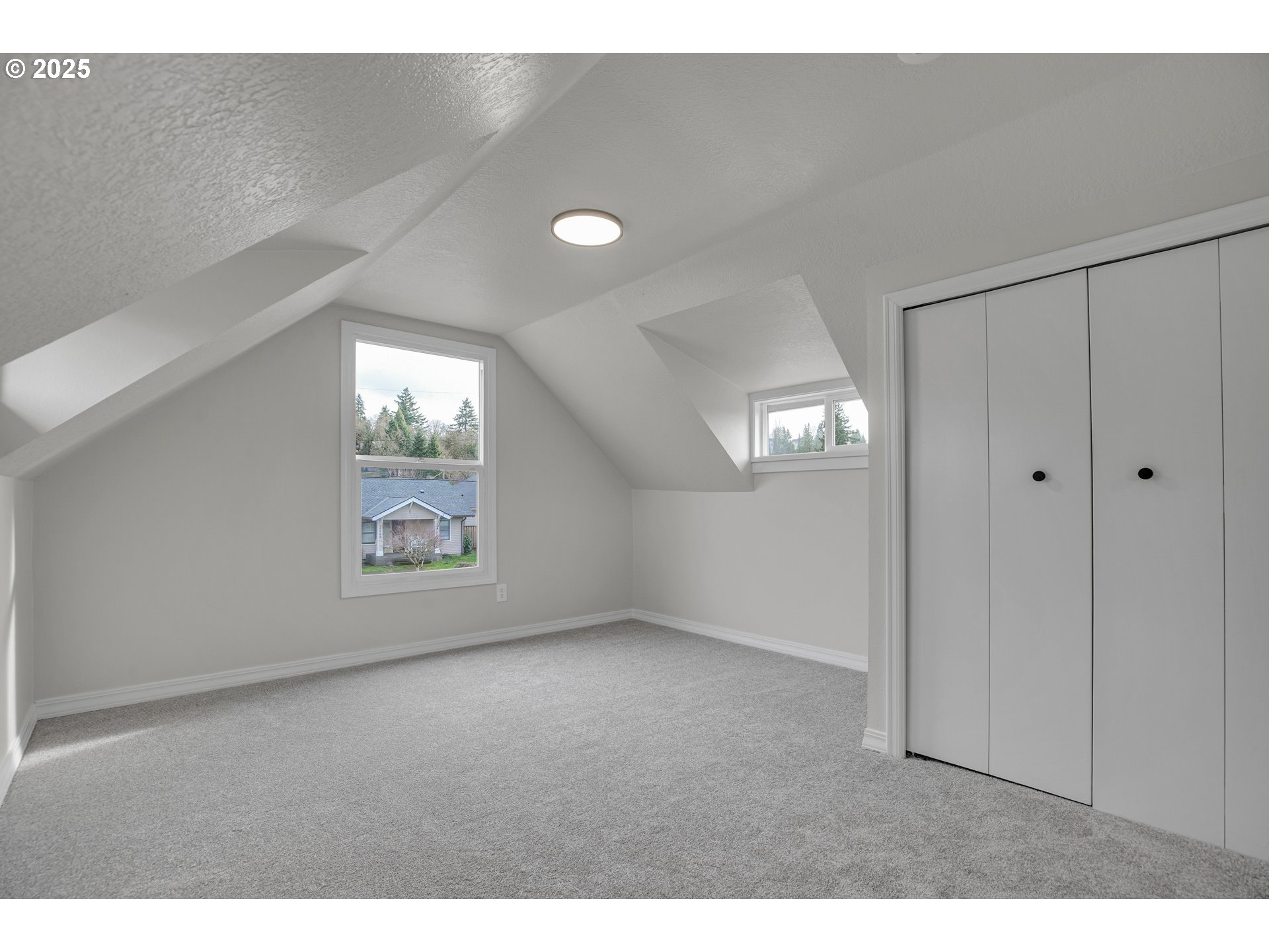 209 Southeast Currin Street Estacada, OR 97023 - Photo 24 of 32