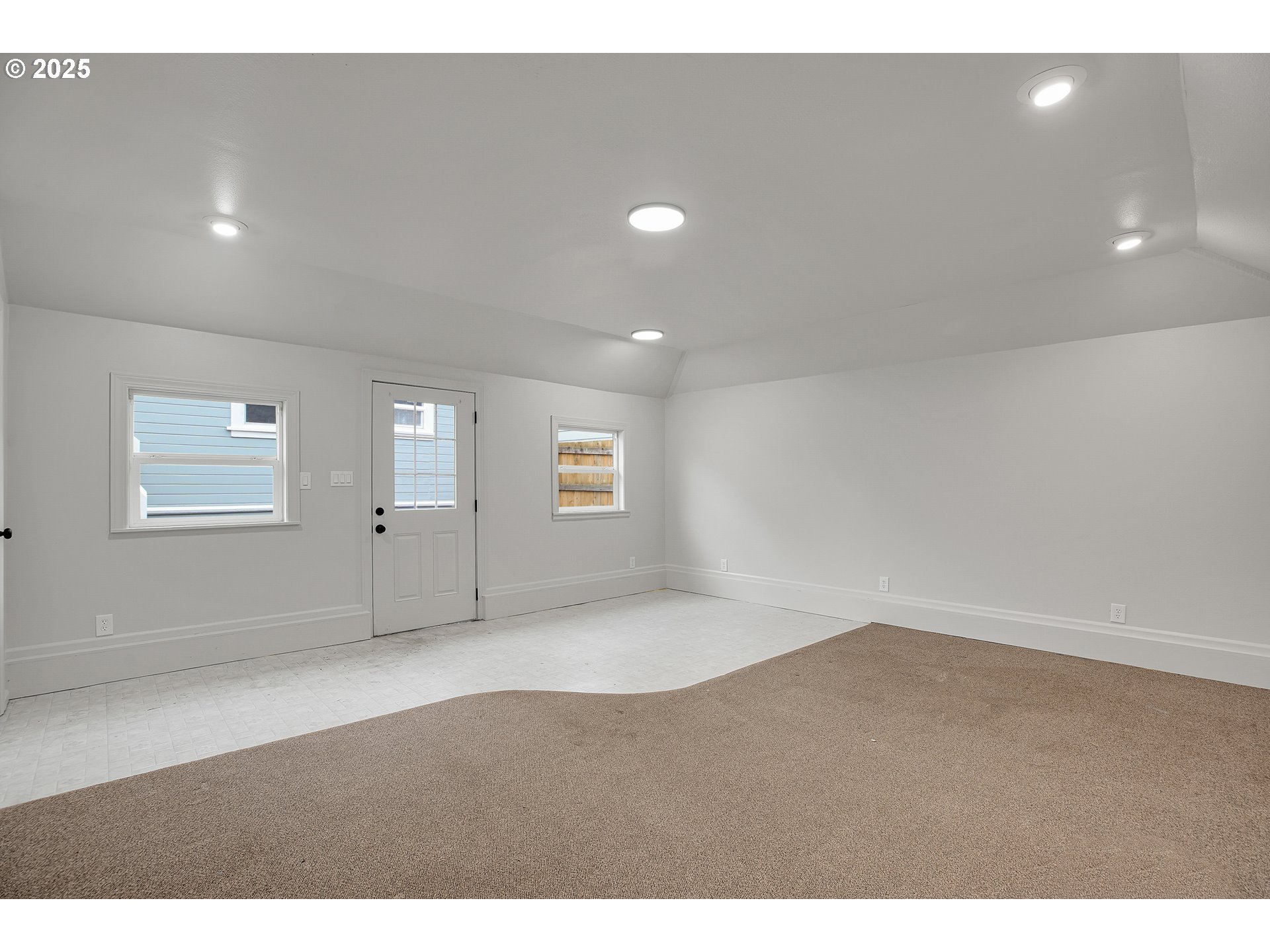 209 Southeast Currin Street Estacada, OR 97023 - Photo 26 of 32 Bonus Room