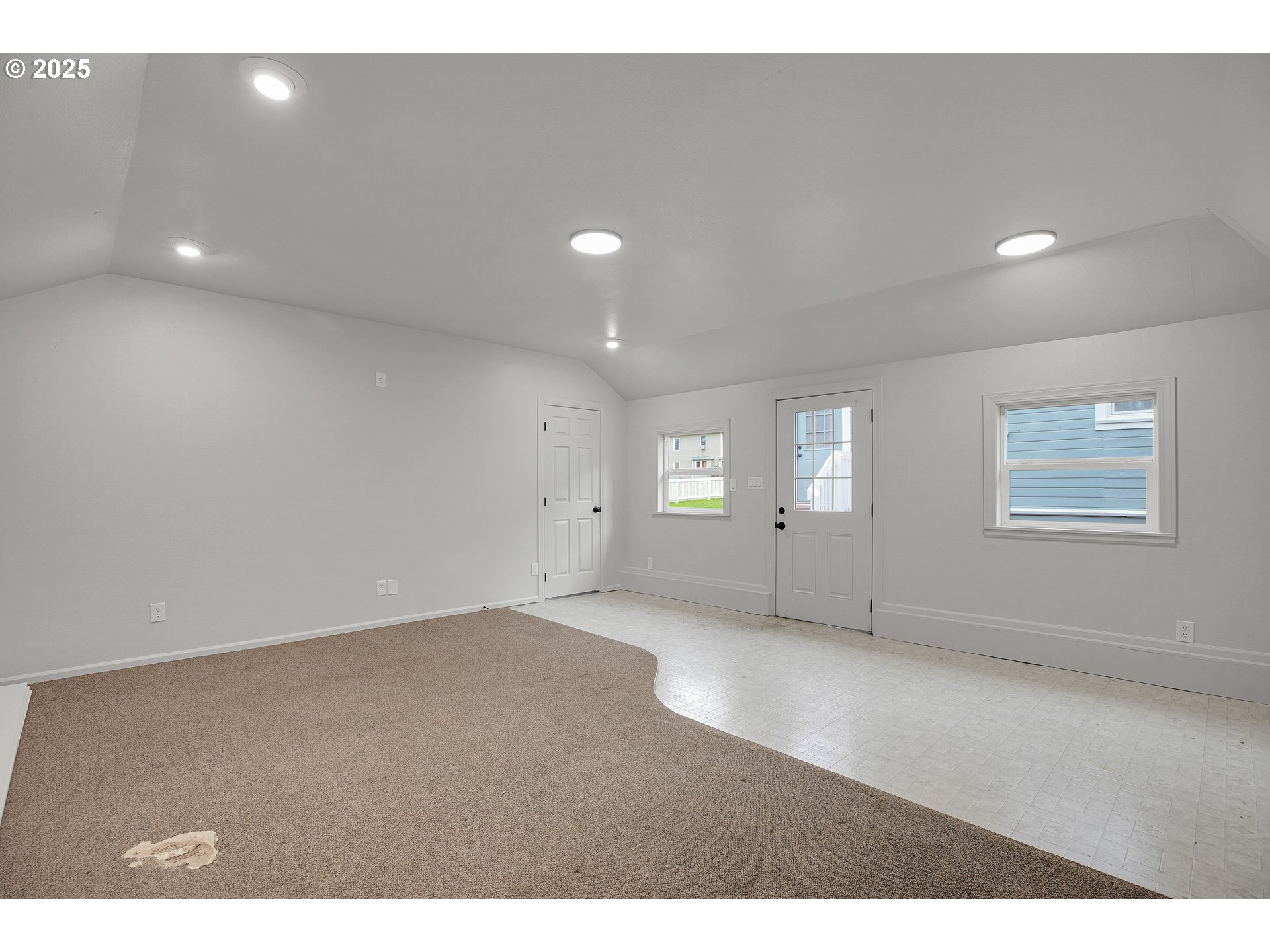 209 Southeast Currin Street Estacada, OR 97023 - Photo 27 of 32 Bonus Room