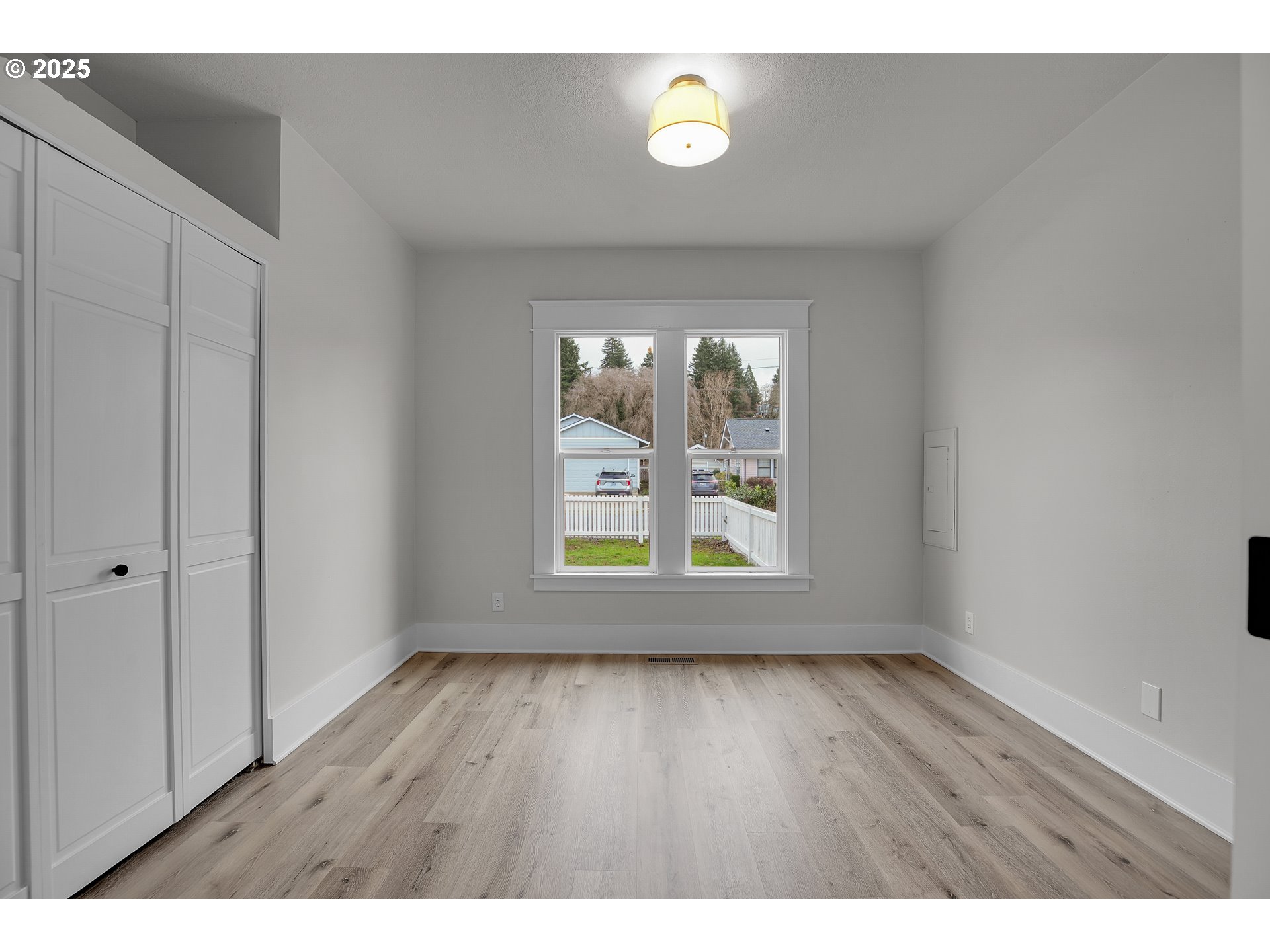 209 Southeast Currin Street Estacada, OR 97023 - Photo 8 of 32