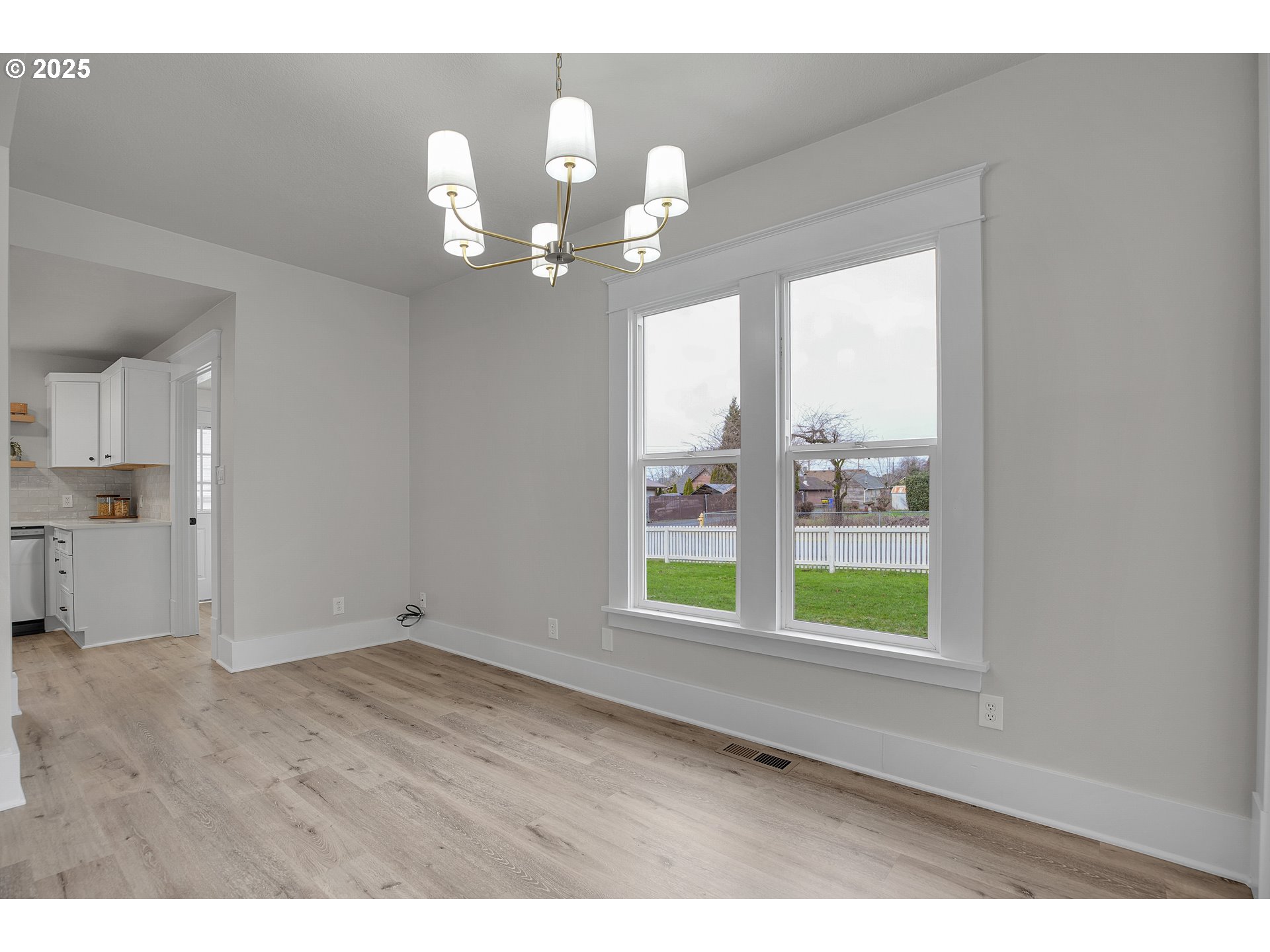 209 Southeast Currin Street Estacada, OR 97023 - Photo 10 of 32