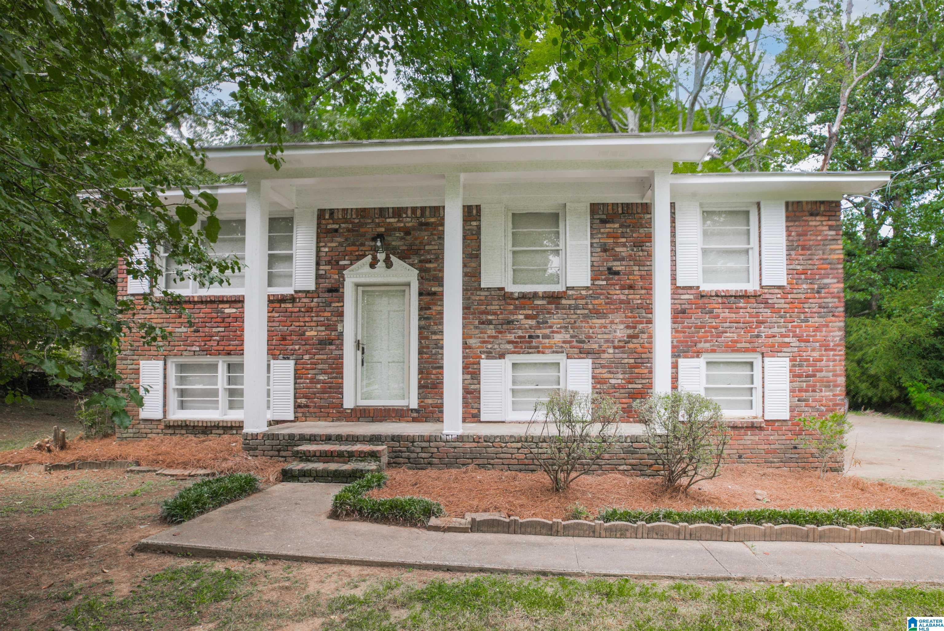 5608 Valleyview Trail Adamsville, AL 35005 - Photo 1 of 25