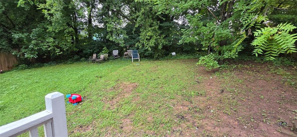 688 Smith Street Southwest Atlanta, GA 30310 - Photo 14 of 15 a view of a backyard