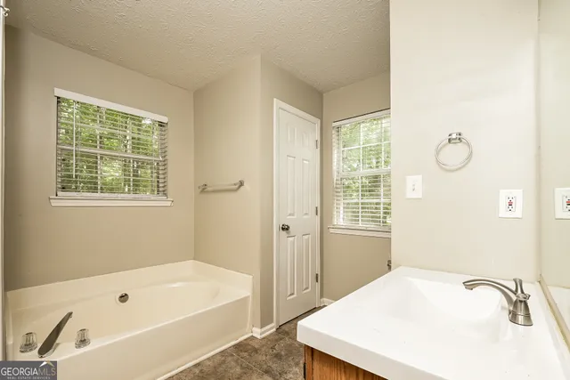 $1,720 | 100 Woodcrest Way, McDonough, GA 30253