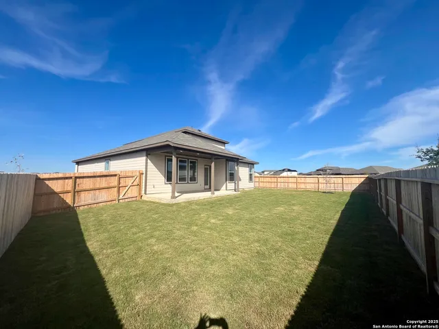 $2,400 | 14438 Inspiration Point, San Antonio, TX 78253