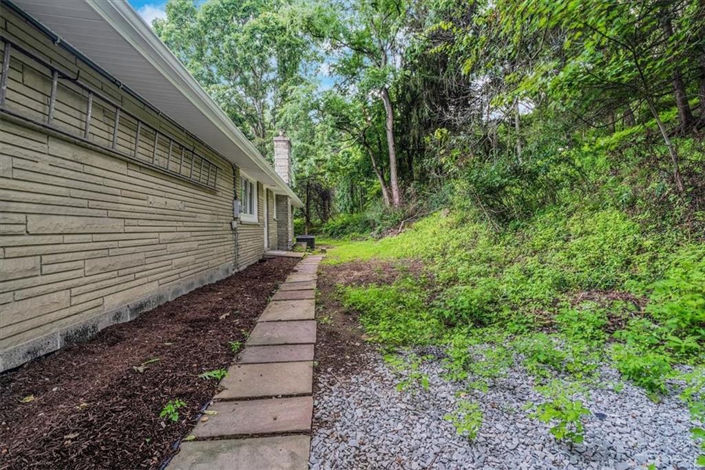 207 West Newton Road Elizabeth, PA 15037 - Photo 11 of 43