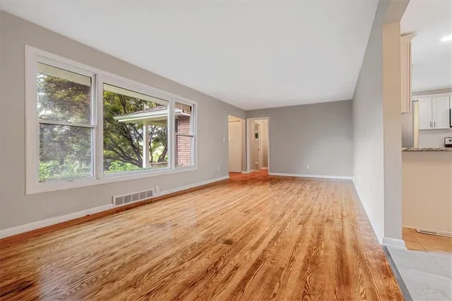 $280,000 | 207 West Newton Road, Elizabeth, PA 15037