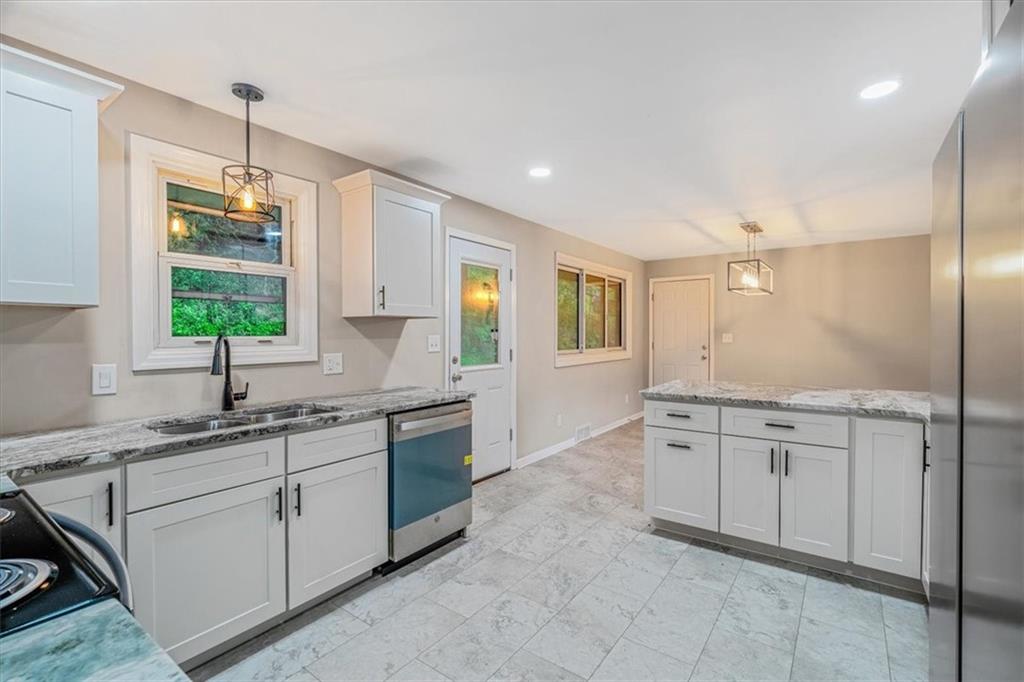 207 West Newton Road Elizabeth, PA 15037 - Photo 18 of 43