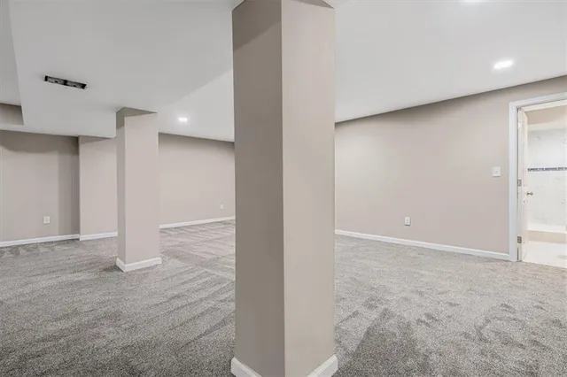 $280,000 | 207 West Newton Road, Elizabeth, PA 15037