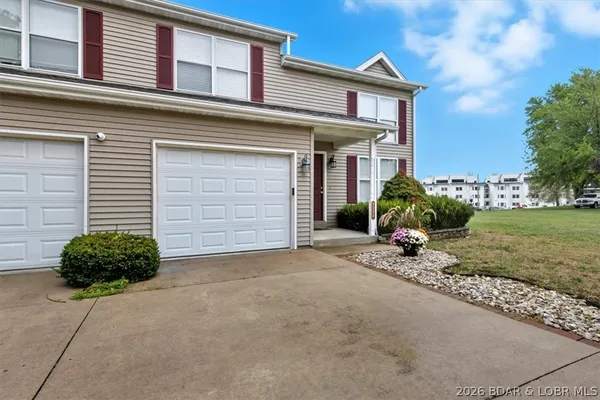 $229,900 | 1111 Red Bud Road, Unit 1111, Osage Beach, MO 65065