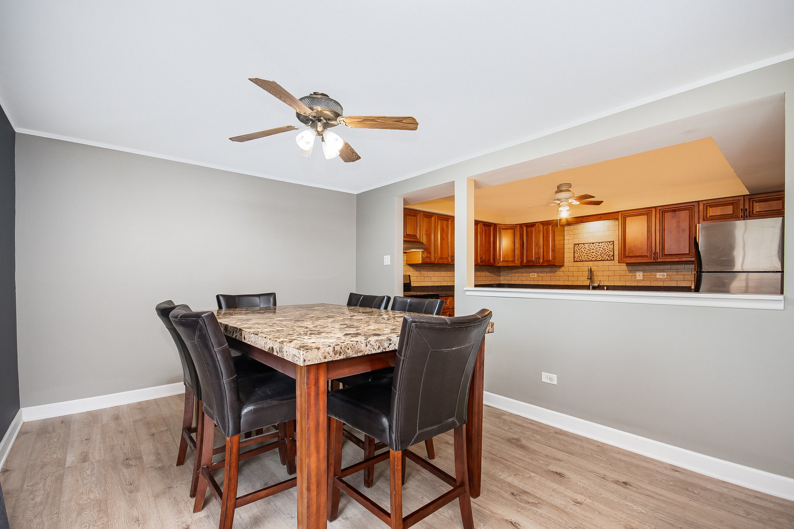 9850 Nottingham Avenue, Unit 102 Chicago Ridge, IL 60415 - Photo 8 of 15 Gallery Image 8