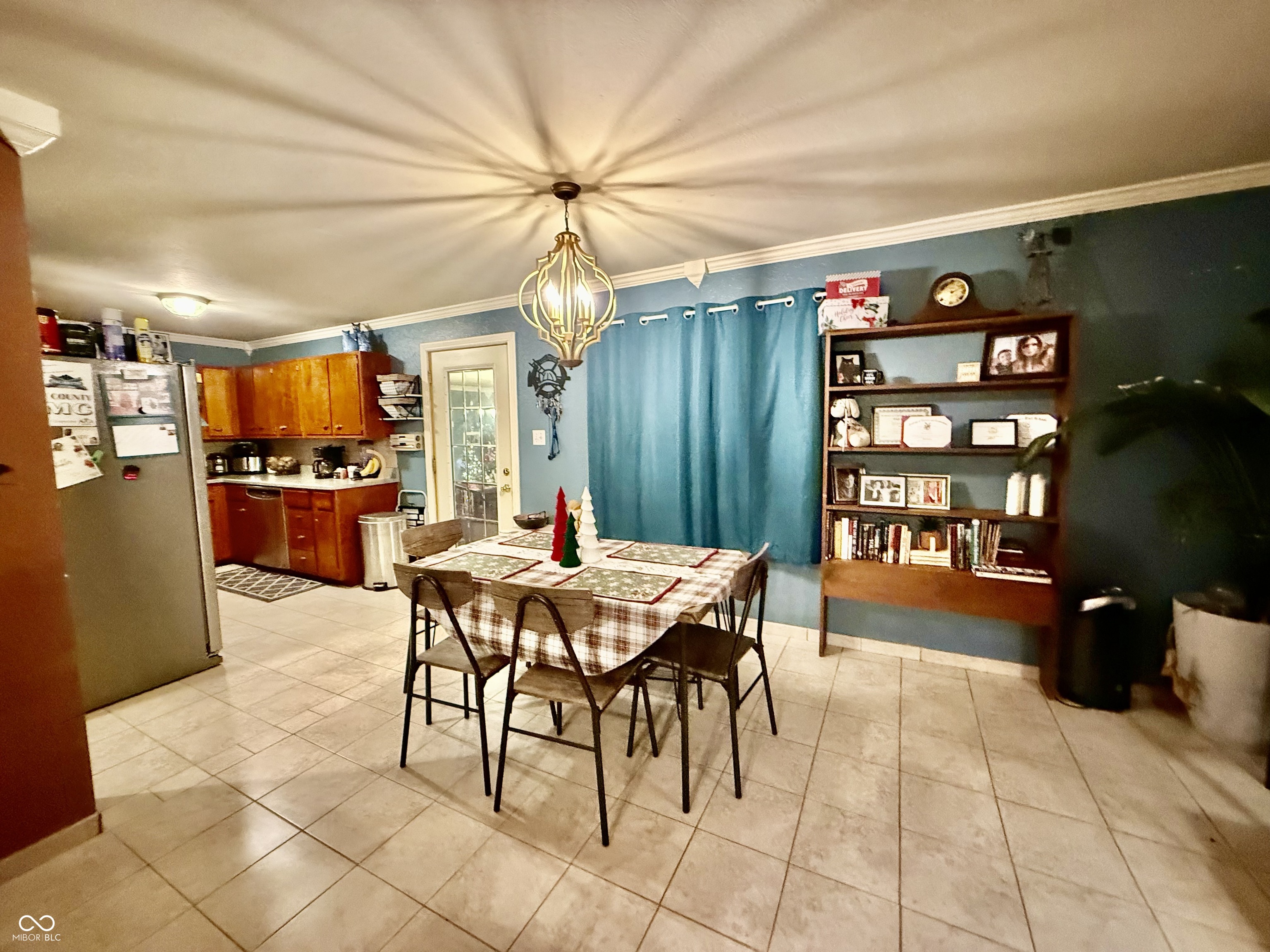 129 Center Street Williamsport, IN 47993 - Photo 17 of 26