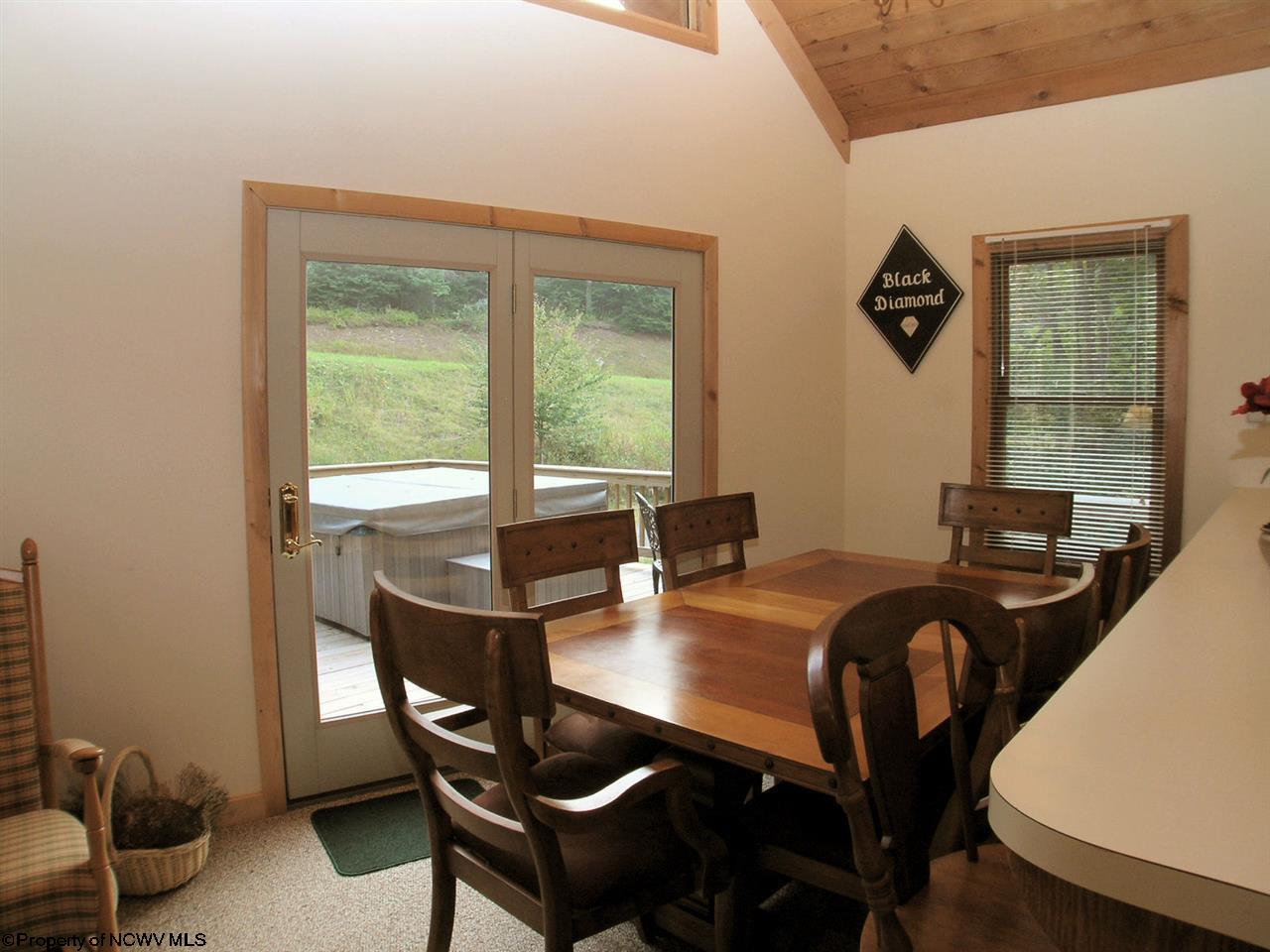 26 Ski In Court Davis, WV 26260 - Photo 5 of 20 Gallery Image 5