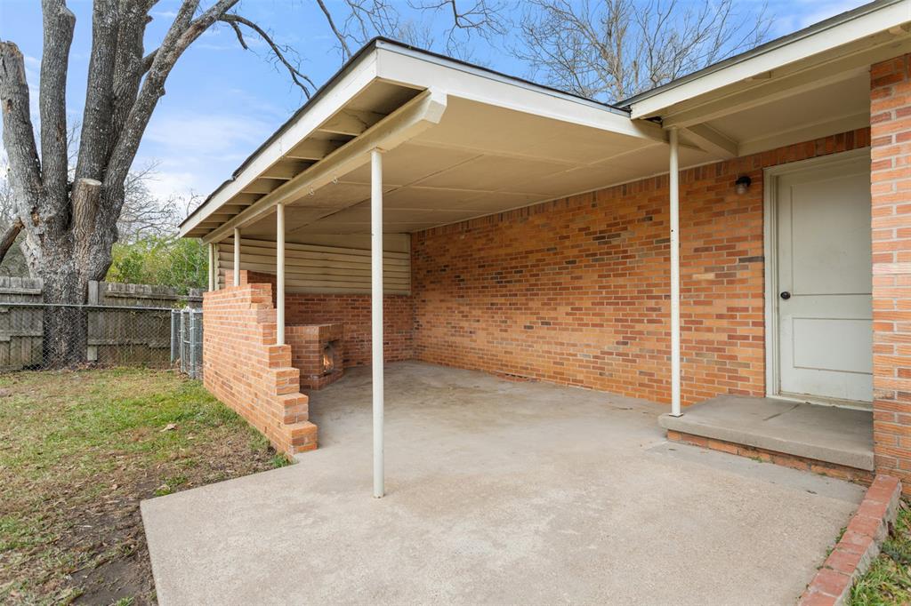 921 Barbara Street Tyler, TX 75701 - Photo 10 of 32