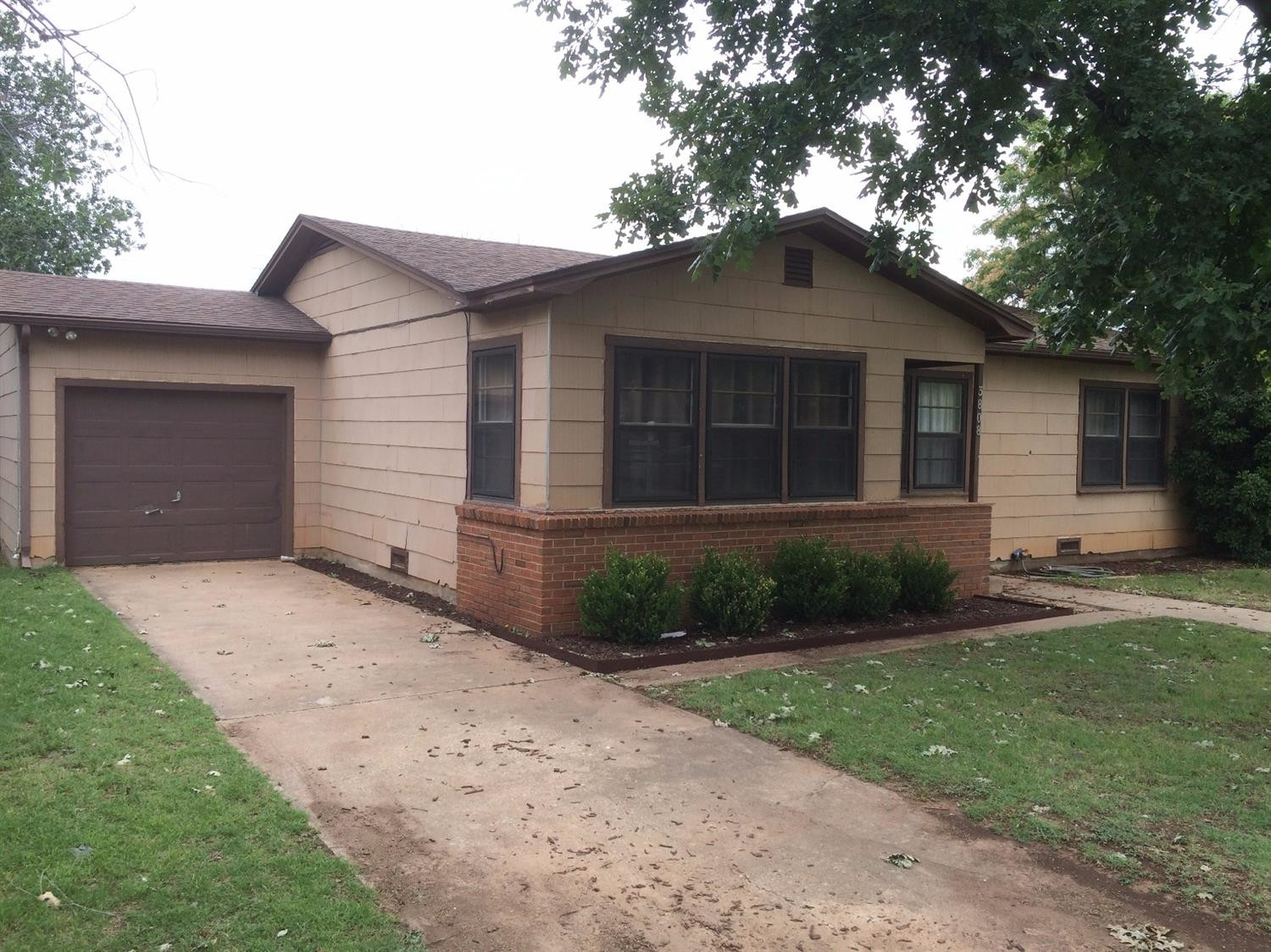 3808 36th Street Lubbock, TX 79413 - Photo 2 of 10 Photo 2