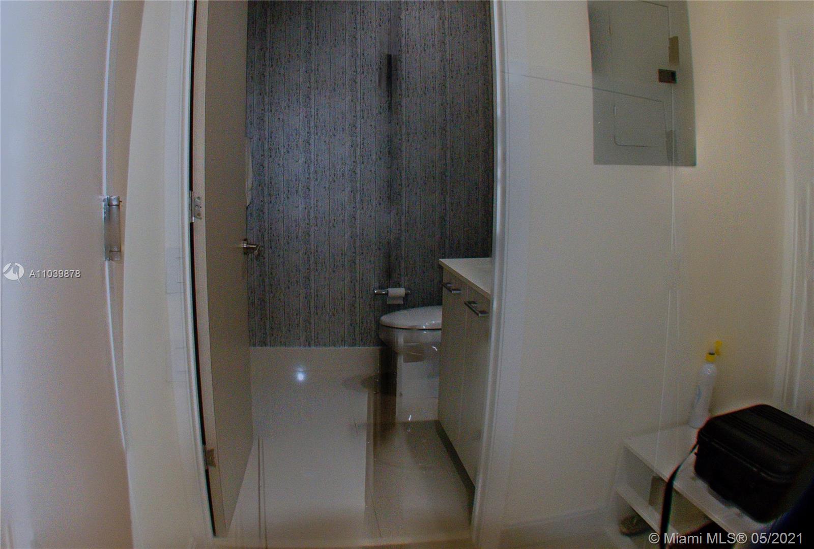 55 Southwest 9th Street, Unit 4301 Miami, FL 33130 - Photo 16 of 22