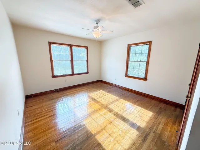 $85,000 | 511 Lakeview Avenue, McComb, MS 39648