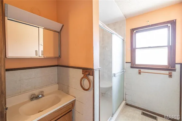 $85,000 | 104 East Jefferson Avenue, Richland, MO 65556