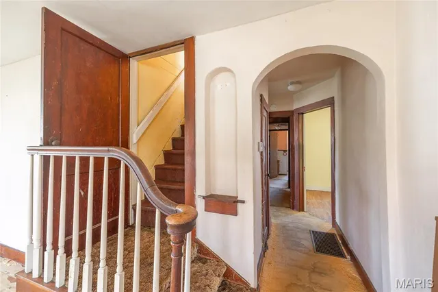 $85,000 | 104 East Jefferson Avenue, Richland, MO 65556