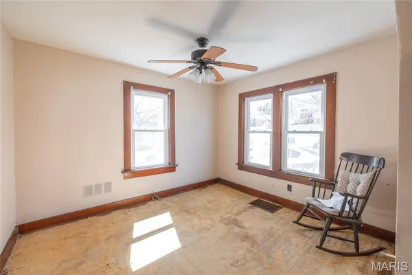 $85,000 | 104 East Jefferson Avenue, Richland, MO 65556