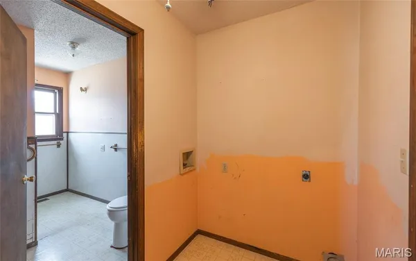 $85,000 | 104 East Jefferson Avenue, Richland, MO 65556