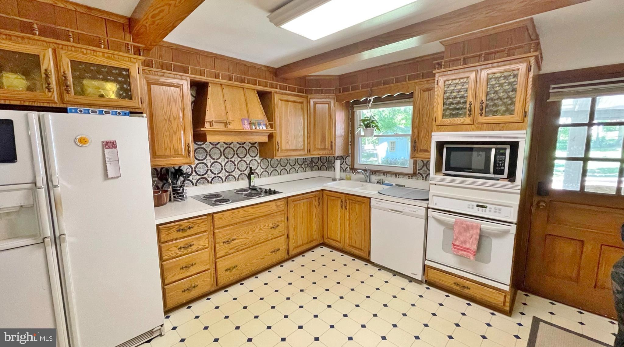 6718 Catskill Road Lorton, VA 22079 - Photo 4 of 18 Gallery Image 4