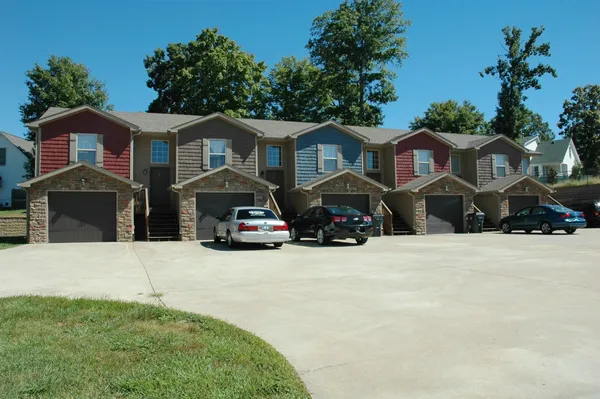 $879,000 | 1714 Thistlewood Drive, Clarksville, TN 37042