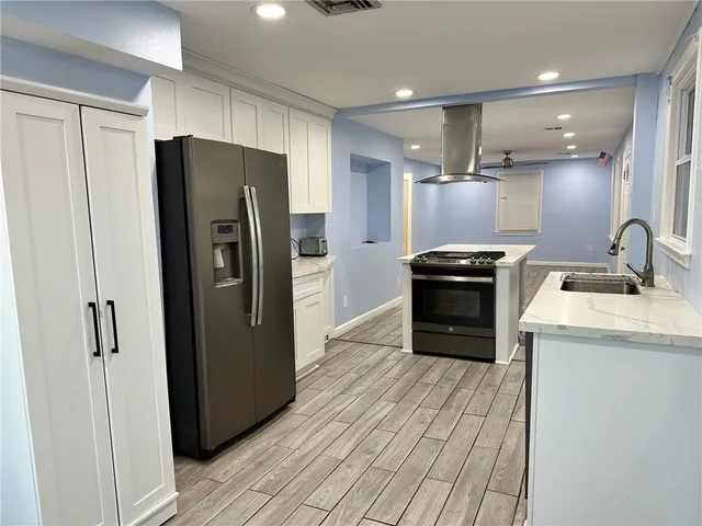 $2,300 | 10420 Ware Street, River Ridge, LA 70123