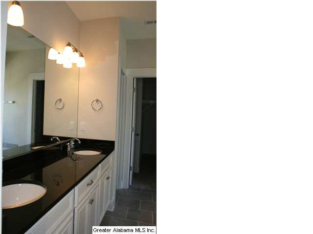 5261 Meadow Ridge Trail Bessemer, AL 35022 - Photo 11 of 25